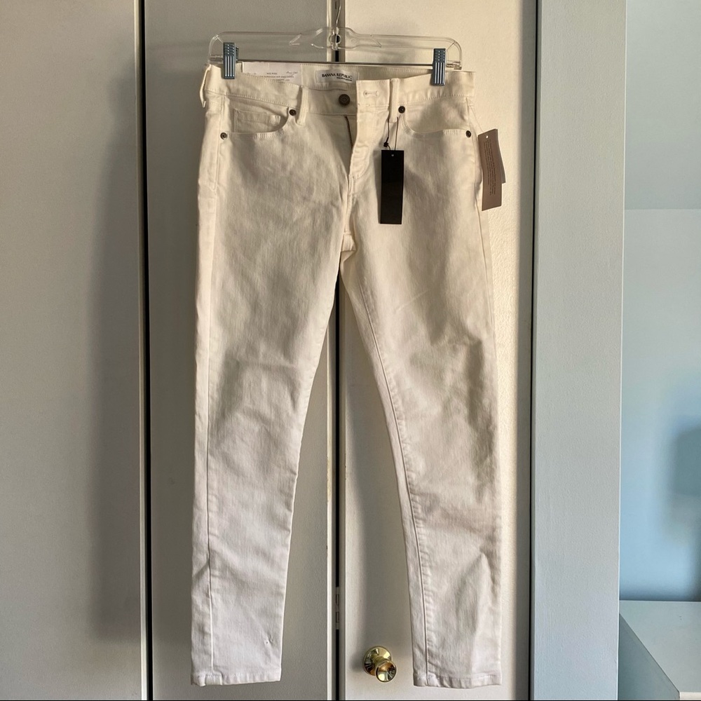 NWT Banana Republic Skinny Ankle White Jeans